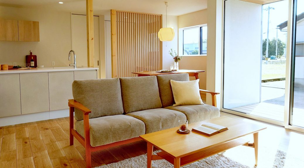 レンタル家具　おしゃれ　富山　無垢材　ミヤモト家具　完成見学会