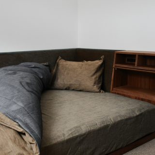 Full Order Bed