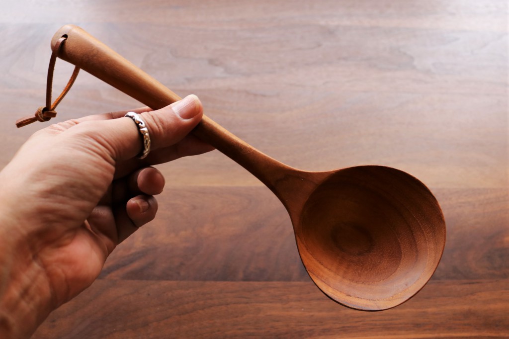 teak wood ladle (1)