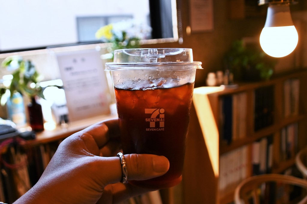 セブンイレブン アイスコーヒー無糖 (2)