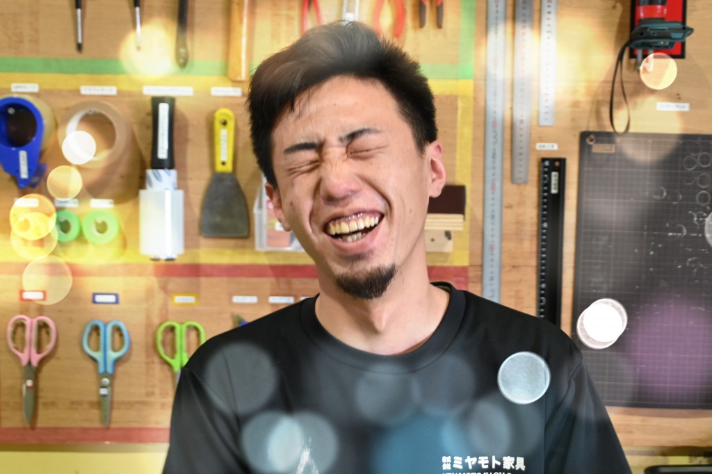 小西 勇暉 ミヤモト家具 配送部 (1)